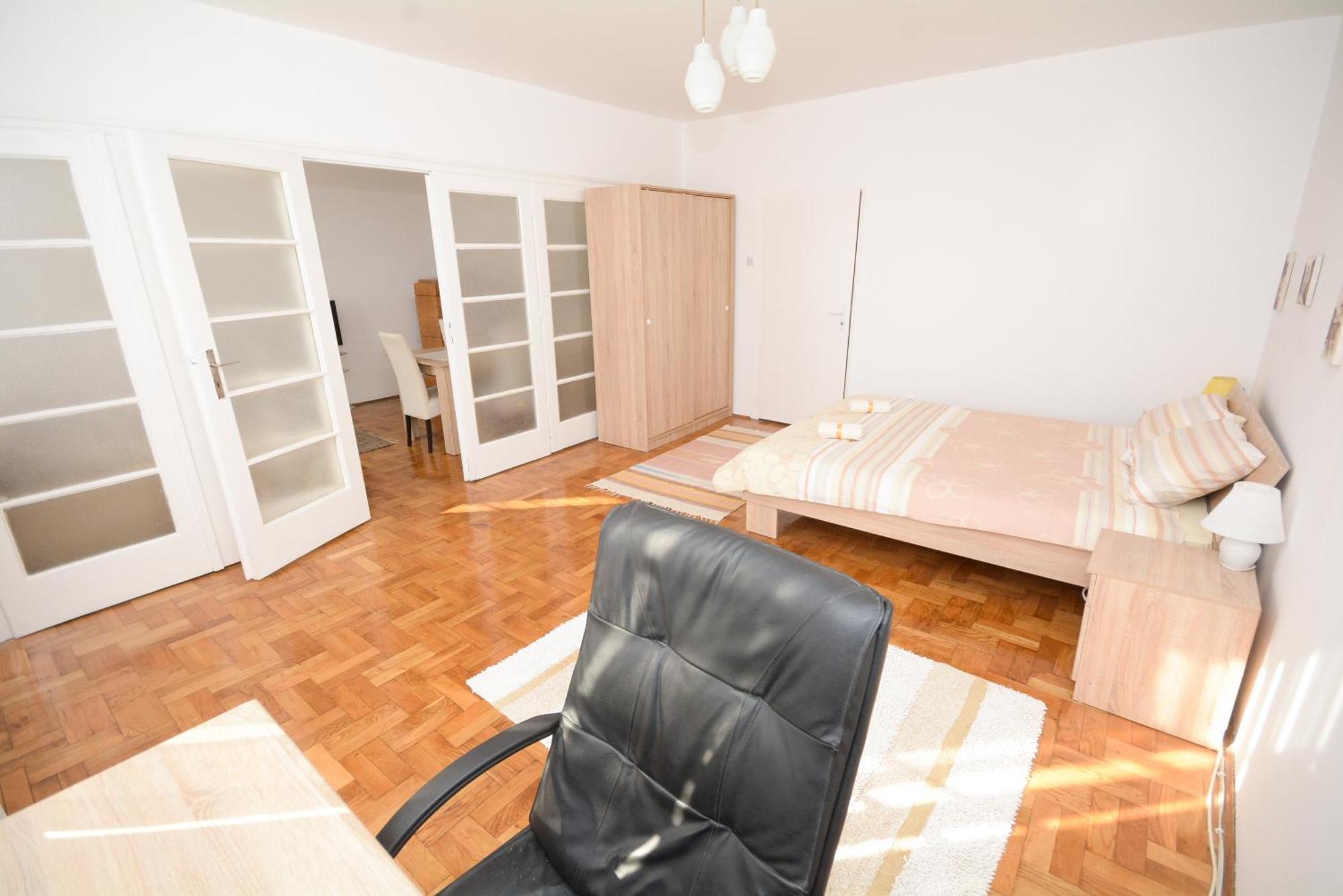 Apartments City Hall Belgrade Bilik gambar