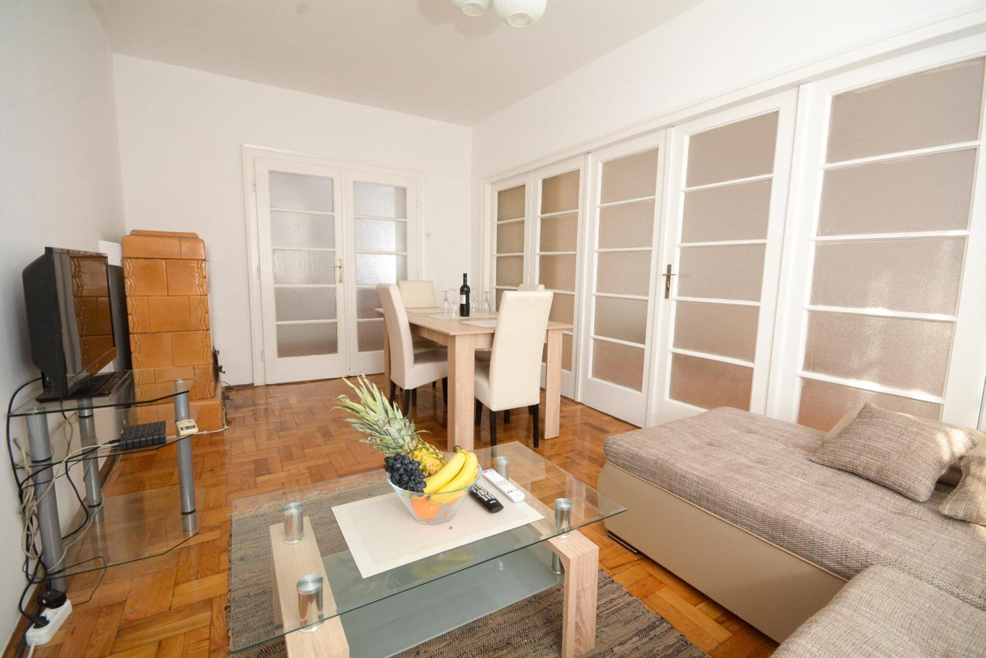Apartments City Hall Belgrade Bilik gambar
