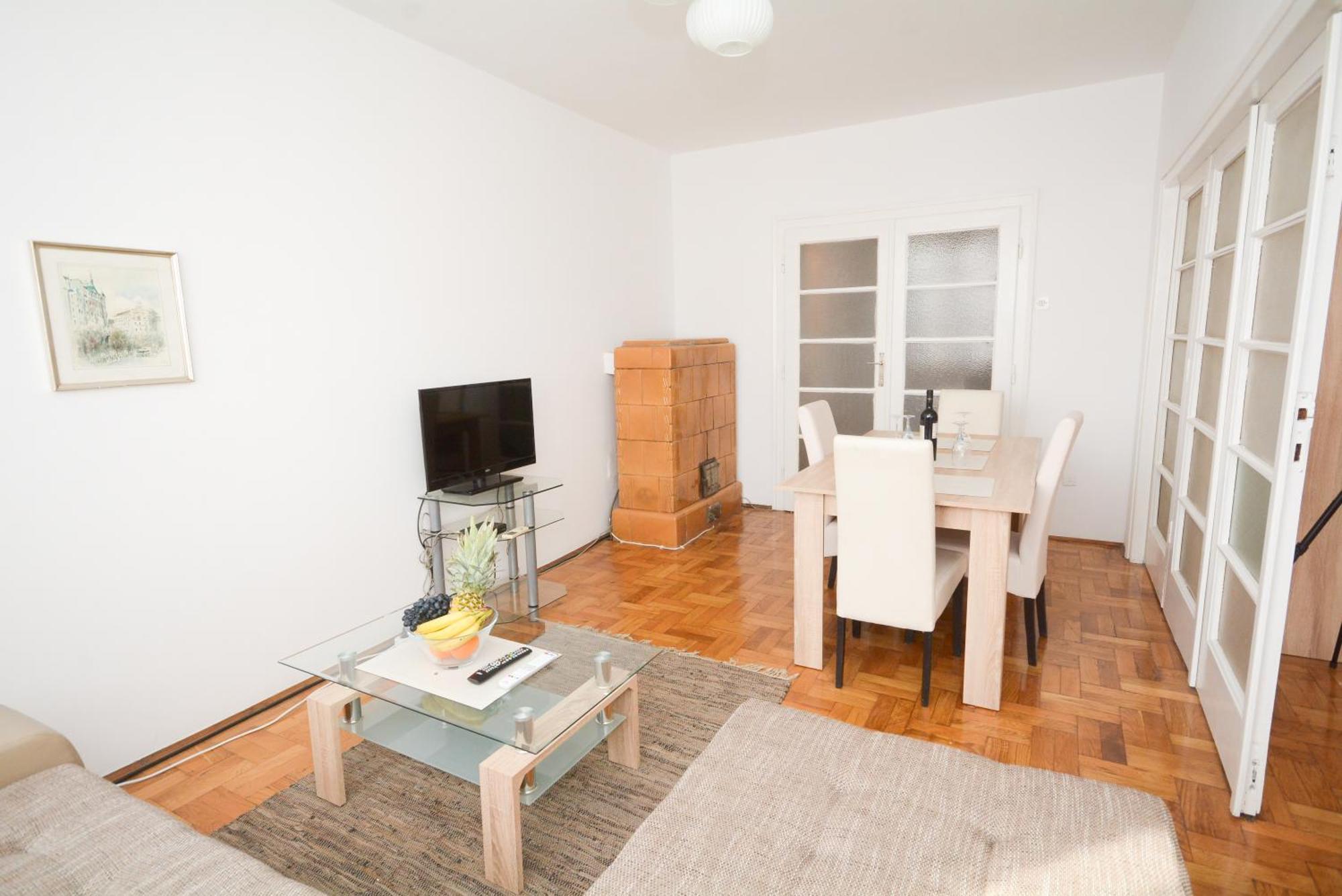 Apartments City Hall Belgrade Bilik gambar