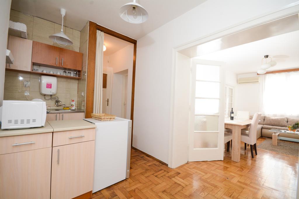 Apartments City Hall Belgrade Bilik gambar